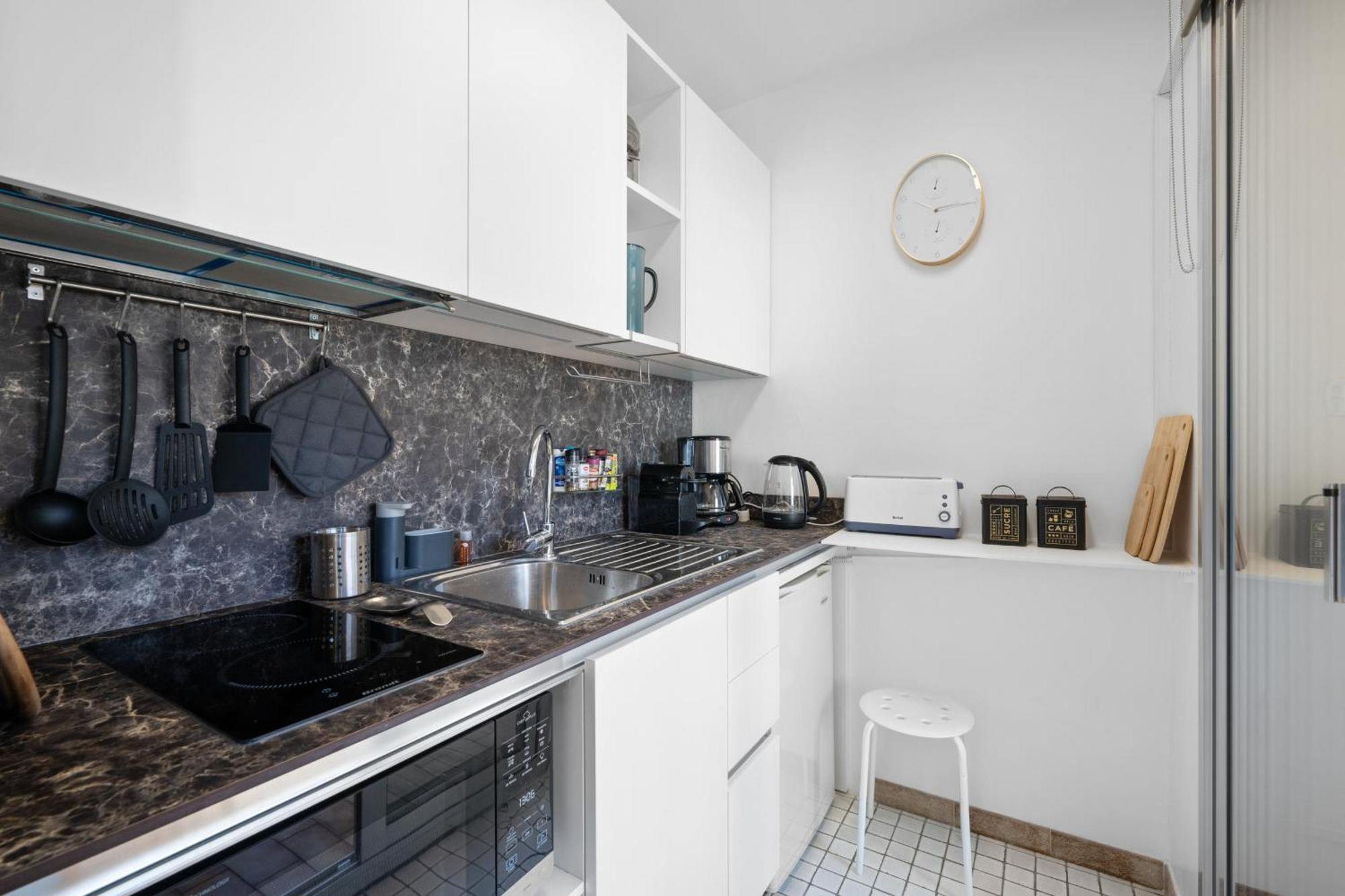 "Charmant Studio" Plein Centre, Calme, Terrasse Menton Exterior photo